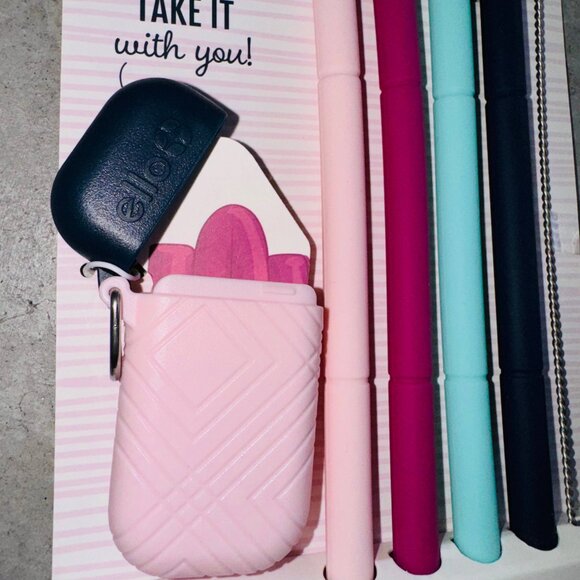 Ello Impact Silicone Fold & Store Straws with Carry Case, 4 Piece, June Breeze - Picture 10 of 10
